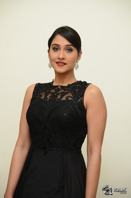 Regina-Cassandra-at-Shaurya-Movie-Audio-Launch